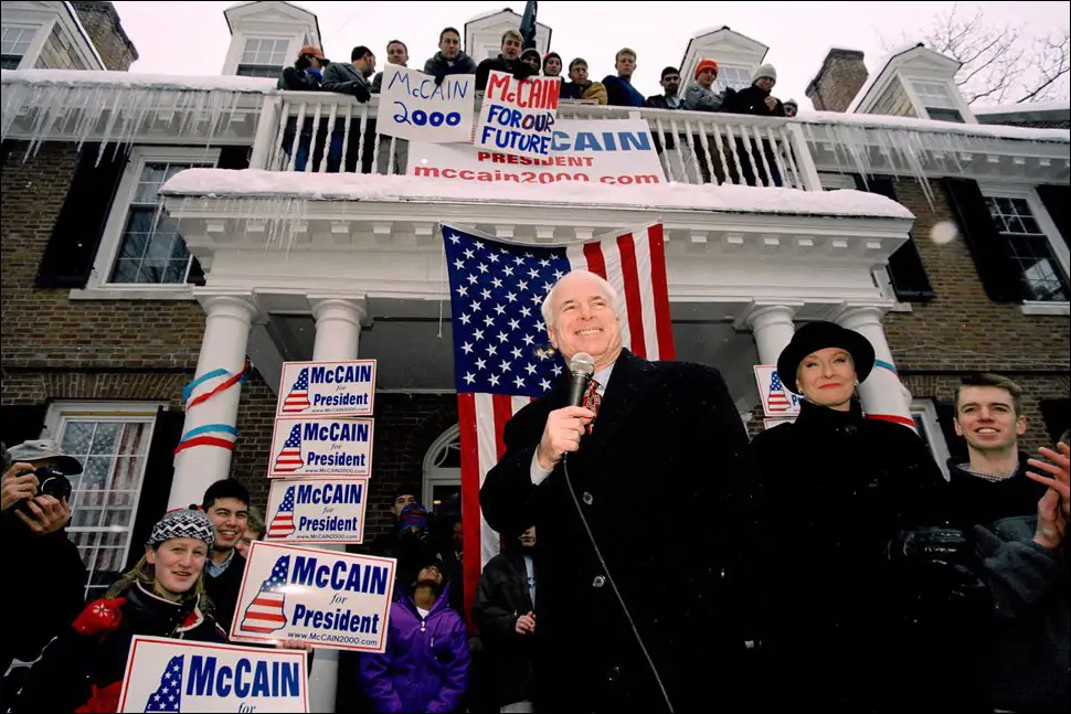 Джон Маккейн 2000 год