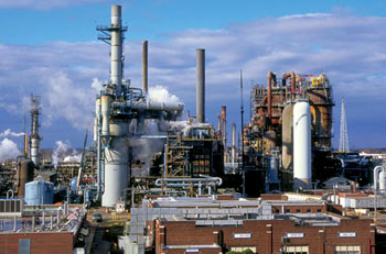 Нефтеперерабатывающий завод в Нью-Джерси